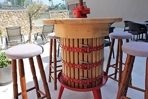 John & Mary's Studios