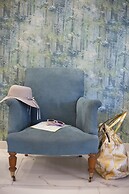 John & Mary's Studios