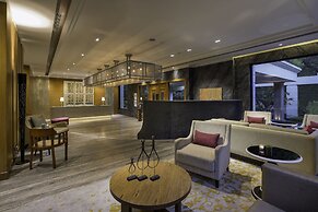 The Raintree, St. Mary's Road