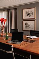 The Raintree, St. Mary's Road