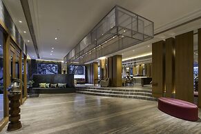 The Raintree, St. Mary's Road