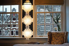 Rosalia's Menagerie InnUpstairs