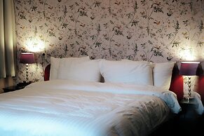 Rosalia's Menagerie InnUpstairs