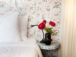 Rosalia's Menagerie InnUpstairs