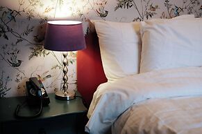 Rosalia's Menagerie InnUpstairs