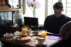 Rosalia's Menagerie InnUpstairs