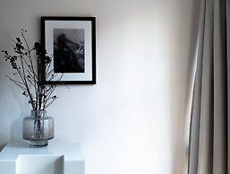 Rosalia's Menagerie InnUpstairs