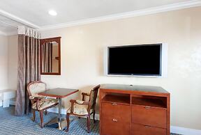 Travelodge by Wyndham El Cajon