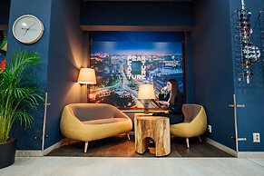 Peakture Hotel Bucharest