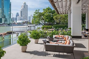 Millennium Hilton Bangkok