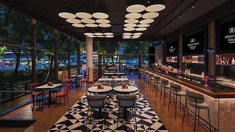 Millennium Hilton Bangkok