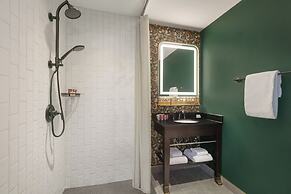 Glenn Hotel, Autograph Collection