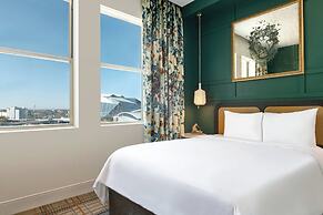 Glenn Hotel, Autograph Collection