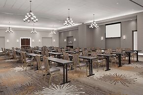 Embassy Suites La Quinta Hotel & Spa