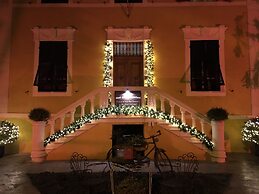 Lucca in Villa San Donato