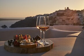 Katikies Kirini Santorini - The Leading Hotels Of The World
