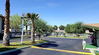 Town House Motel