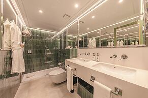 Hotel Ribera de Triana - REOPENING!