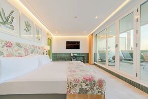 Hotel Ribera de Triana - REOPENING!