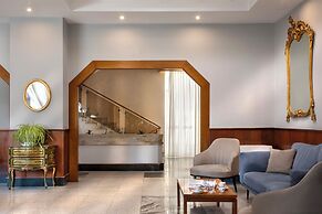 American Hotel
