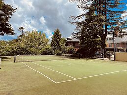 Echoes Boutique Hotel and Restaurant