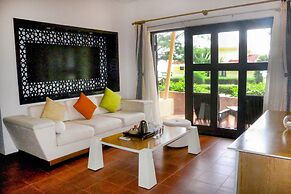 Sandy Beach Non Nuoc Resort