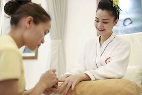 Sandy Beach Non Nuoc Resort