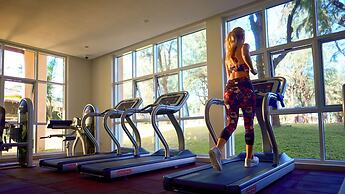 Sandy Beach Non Nuoc Resort