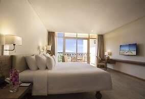 Sandy Beach Non Nuoc Resort