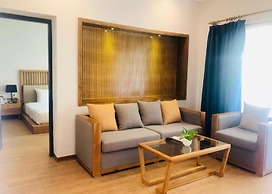 Sandy Beach Non Nuoc Resort