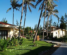 Sandy Beach Non Nuoc Resort