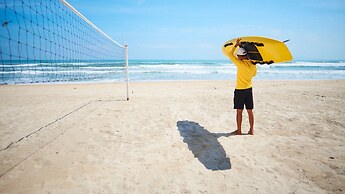 Sandy Beach Non Nuoc Resort