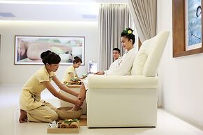 Sandy Beach Non Nuoc Resort