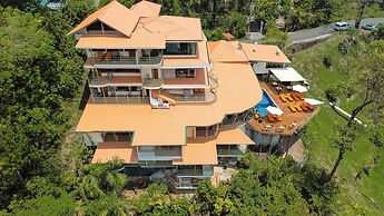 Issimo Suites Boutique Hotel & Spa - Adults Only