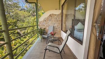 Issimo Suites Boutique Hotel & Spa - Adults Only