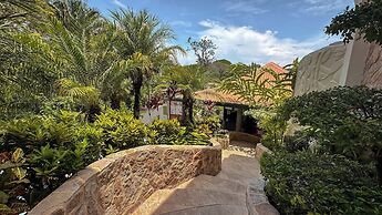 Issimo Suites Boutique Hotel & Spa - Adults Only