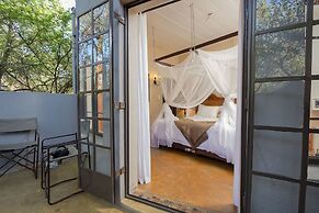 Mvuradona Safari Lodge