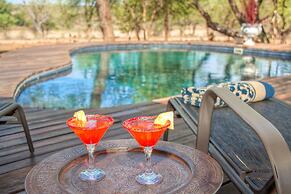 Mvuradona Safari Lodge