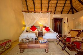 Mvuradona Safari Lodge