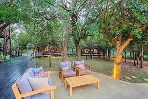 Mvuradona Safari Lodge