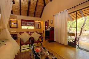 Mvuradona Safari Lodge