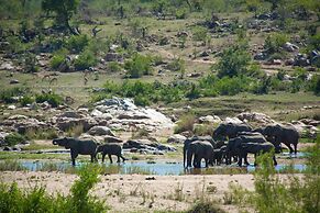 Mvuradona Safari Lodge