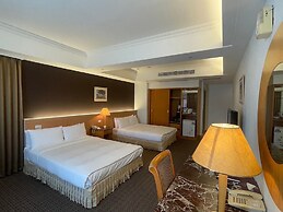 Chuto Plaza Hotel