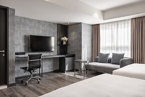 Lakeshore Hotel Metropolis I