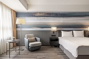 Lakeshore Hotel Metropolis I