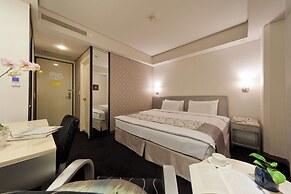 Harbor View Hotel