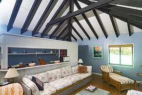 Bequia Beachfront Villa Hotel