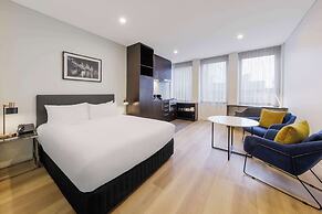 Oaks Melbourne on Collins Suites