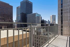 Oaks Melbourne on Collins Suites