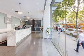 Oaks Melbourne on Collins Suites